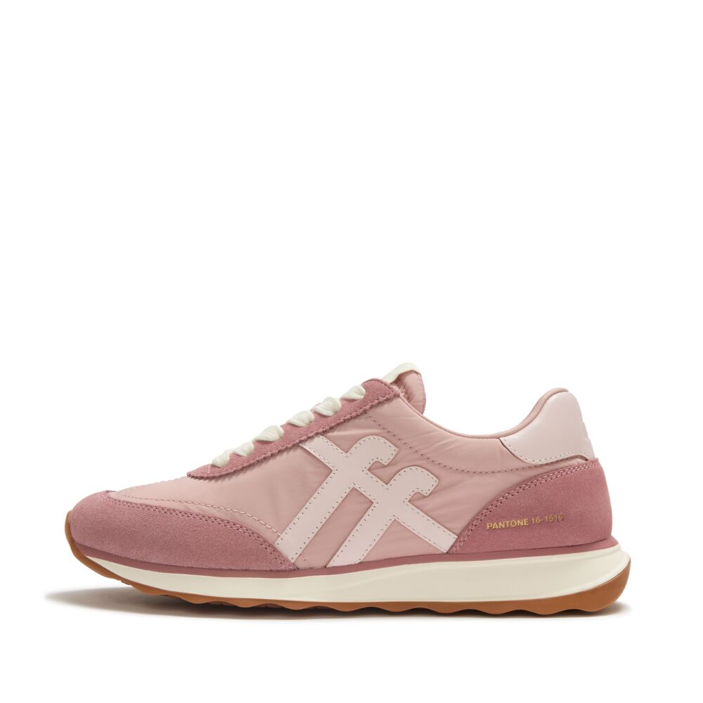 RETRO-Q X PANTONE