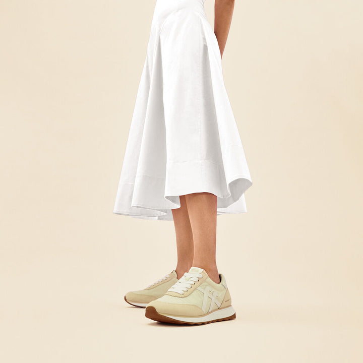 RETRO-Q X PANTONE