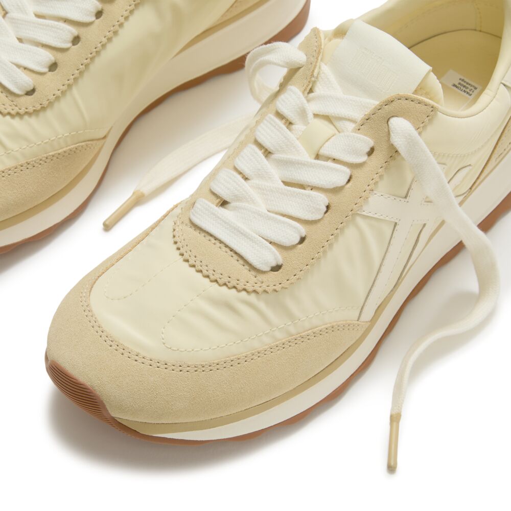 RETRO-Q X PANTONE