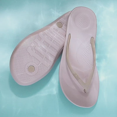 iQushion Ergonomic Flip-Flops