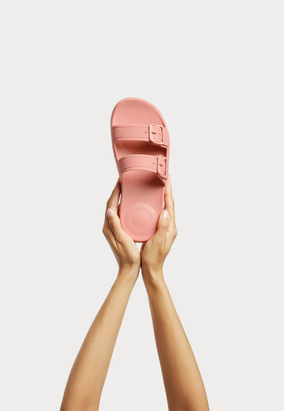 iQushion Two-Bar Buckle Slides