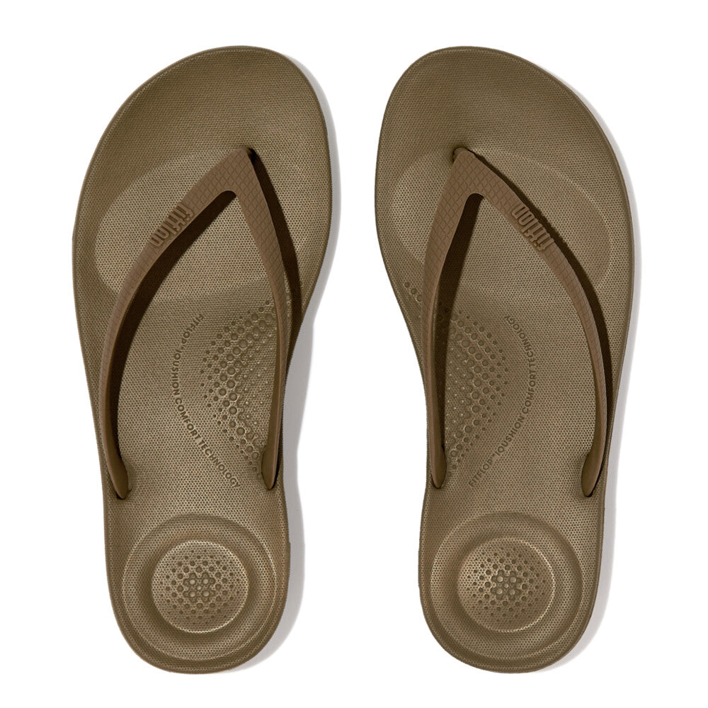 iQushion Ergonomic Flip-Flops