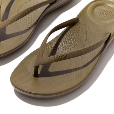 iQushion Ergonomic Flip-Flops