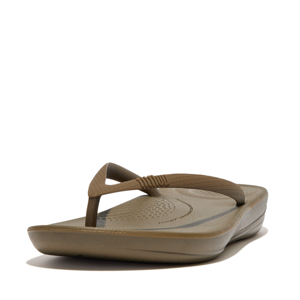 iQushion Ergonomic Flip-Flops