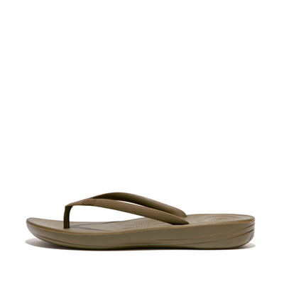 iQushion Ergonomic Flip-Flops