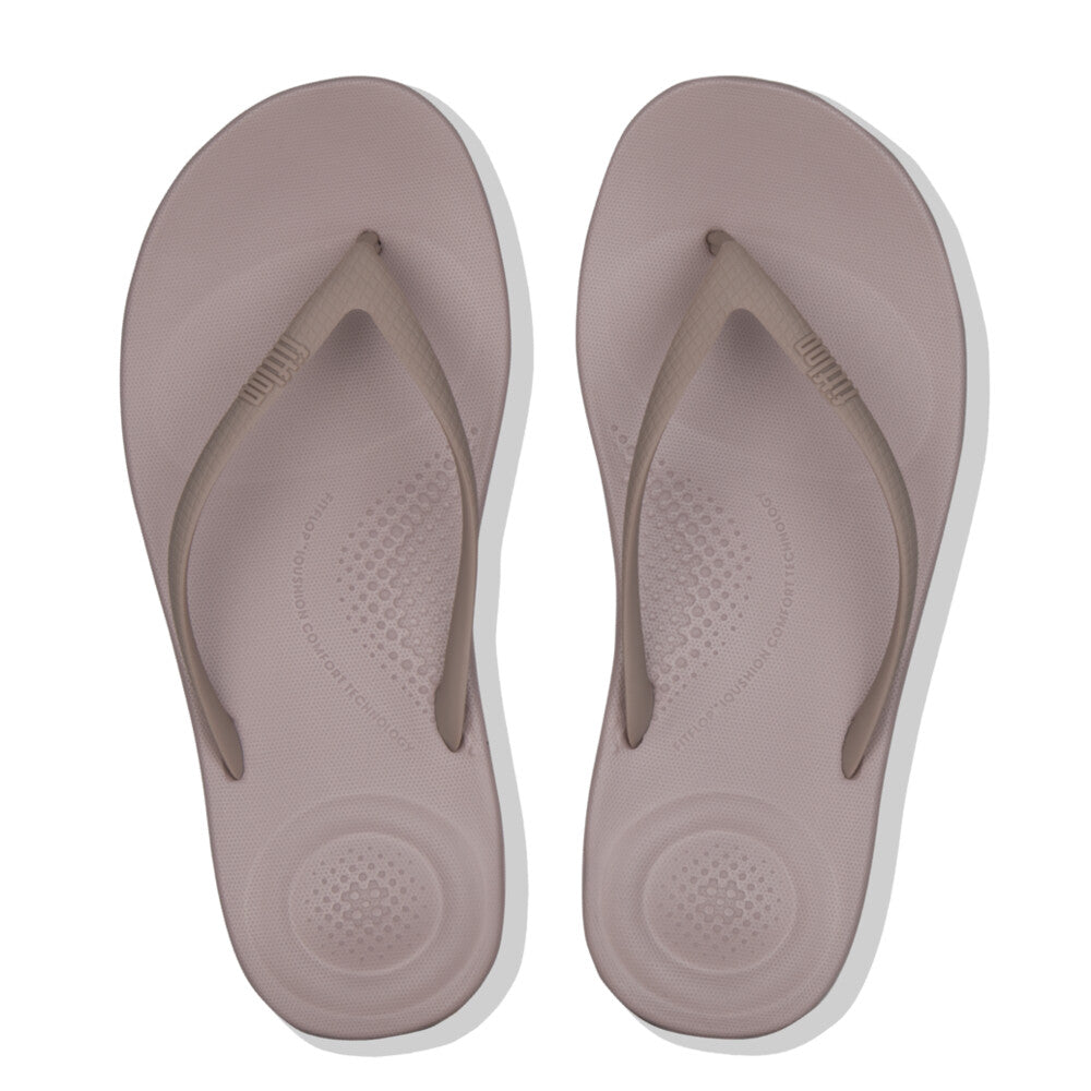 iQushion Ergonomic Flip-Flops