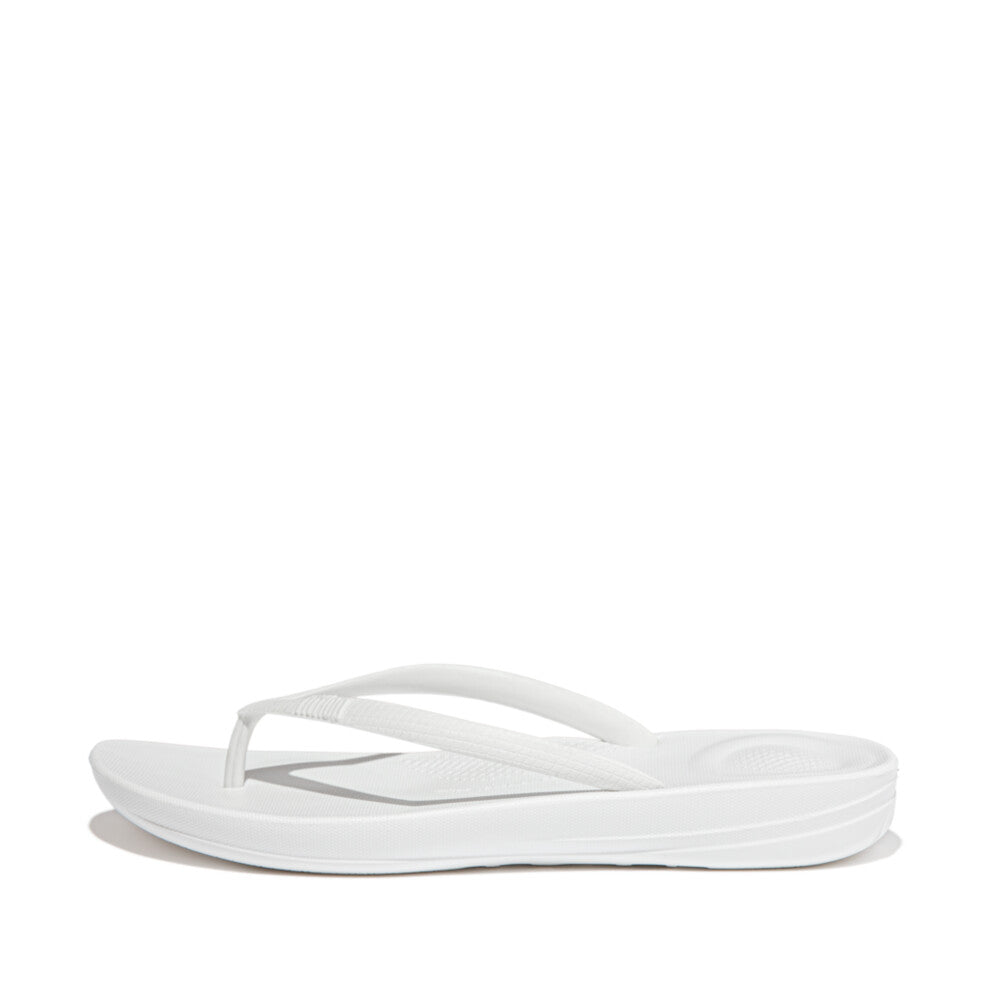iQushion Ergonomic Flip-Flops