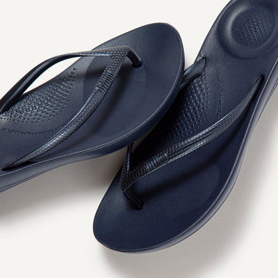 iQushion Ergonomic Flip-Flops