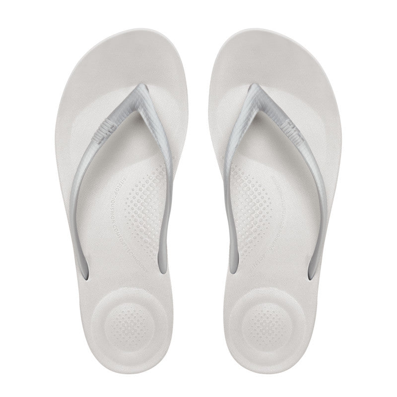 iQushion Ergonomic Flip-Flops
