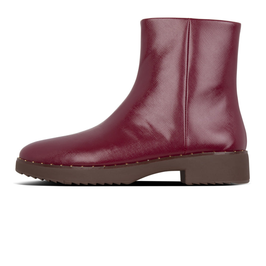 Mari's Boots